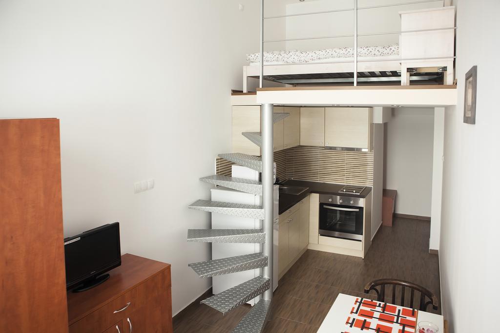 Cute Downtown Studios Budapest Exterior photo
